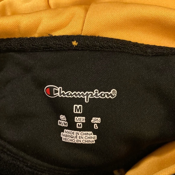Champion hoodie, black long sleeve, kangaroo pocket size medium - Picture 3 of 5